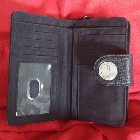 Wallet - Picture 3 of 3